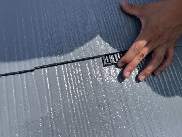 屋根塗装_タスペーサー設置