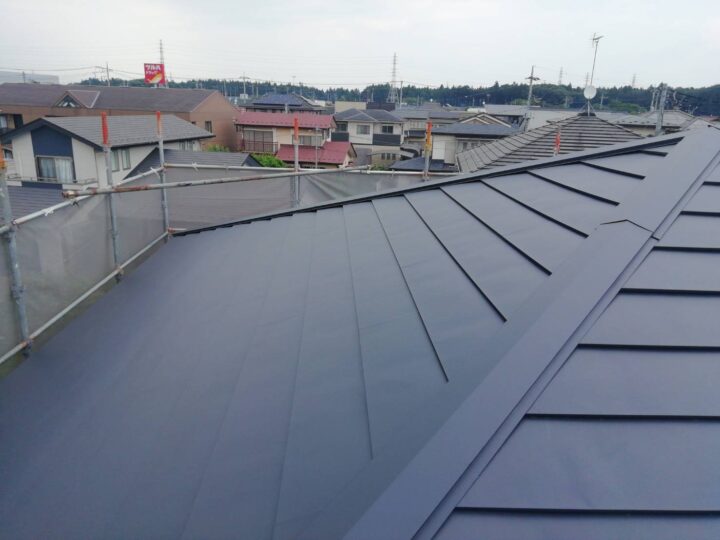 屋根カバー工事完了